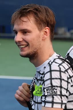 Foto di Alexander Bublik